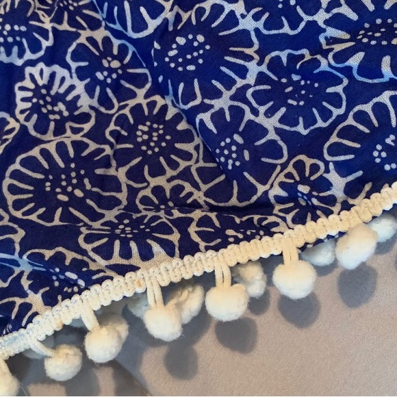 JLC Designs Blue & White Pom Pom Shorts Women’s Jr. S Small NEW - Picture 3 of 4